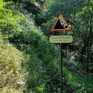 sagzao nishnebi, საგზაო ნიშნები. Updated 2025 (1)