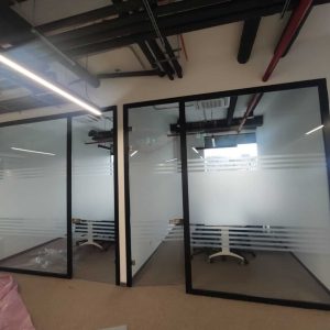 vitrinebis stikeri, ბადესტიკერის ბეჭდვა, სტიკერების ბეჭდვა. updated 2024 (6)