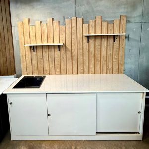 ავეჯის შეკვეთით დამზადება