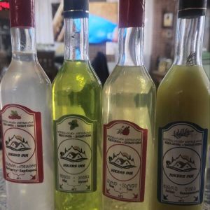 ეტიკეტის დაკვრა დასტიკერება